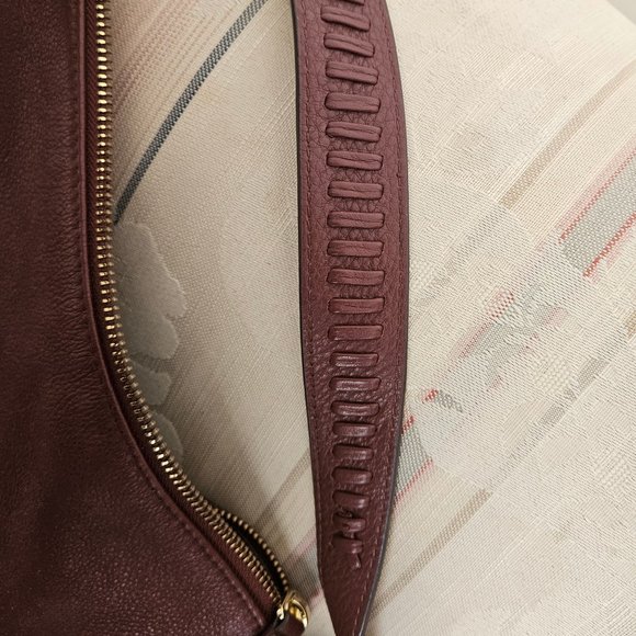 Vince Camuto Shoulder Bag - Picture 7 of 7